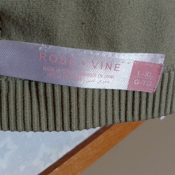 Rose + Vine bralette in sage green - Picture 3 of 5